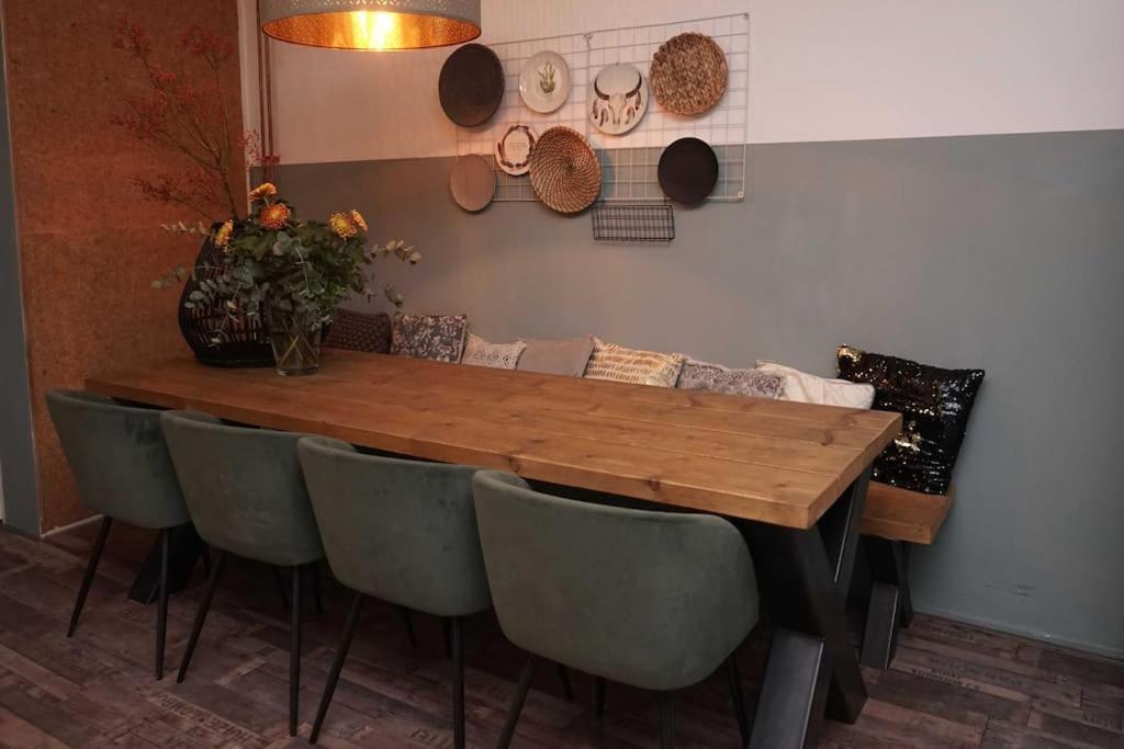 Ruim Appartement In Utrecht. Екстер'єр фото